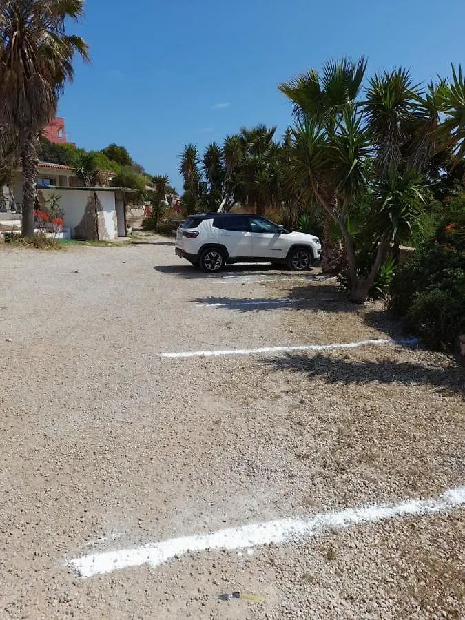 Villa Dalila Lampedusa 0*,